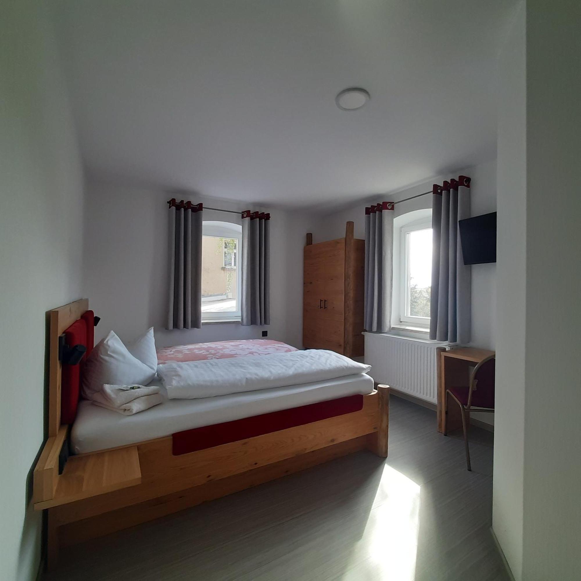 Regenbogenhof Rudelswalde Hotel Crimmitschau Buitenkant foto